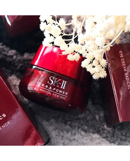Hình Ảnh Kem Chống Lão Hóa SK-II R.N.A POWER RADICAL NEW AGE 80gr, 2 hình ảnh - sieuthilamdep.com Hình Ảnh Kem Chống Lão Hóa SK-II R.N.A POWER RADICAL NEW AGE 80gr, 2 hình ảnh - sieuthilamdep.com