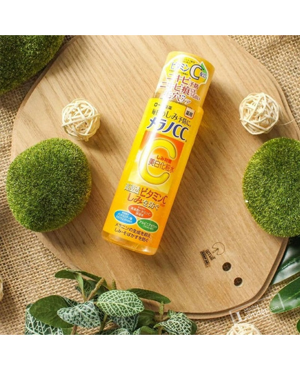 Hình Ảnh Melano CC Whitening Lotion - Nước Hoa Hồng Dưỡng Sáng Da, Mờ Thâm Nám, 2 hình ảnh - sieuthilamdep.com Hình Ảnh Melano CC Whitening Lotion - Nước Hoa Hồng Dưỡng Sáng Da, Mờ Thâm Nám, 2 hình ảnh - sieuthilamdep.com