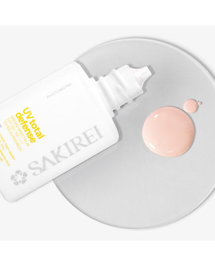 Hình Ảnh Sakirei UV Total Defense Broad Spectrum Tinted Sunscreen SPF 50+ PA++++ - Serum Chống Nắng Vật Lý Phục Hồi Da, 3 hình ảnh - sieuthilamdep.com Hình Ảnh Sakirei UV Total Defense Broad Spectrum Tinted Sunscreen SPF 50+ PA++++ - Serum Chống Nắng Vật Lý Phục Hồi Da, 3 hình ảnh - sieuthilamdep.com