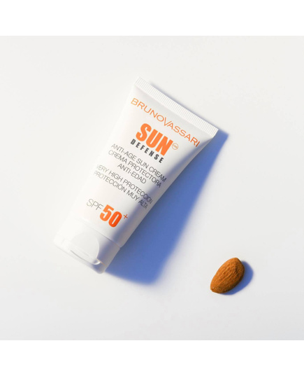Hình Ảnh Bruno Vassari Sun Defense Anti-Age Sun Cream SPF50+ - Kem Chống Nắng Ngừa Nếp Nhăn, 2 hình ảnh - sieuthilamdep.com Hình Ảnh Bruno Vassari Sun Defense Anti-Age Sun Cream SPF50+ - Kem Chống Nắng Ngừa Nếp Nhăn, 2 hình ảnh - sieuthilamdep.com