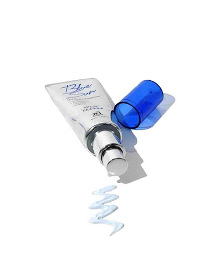 Hình Ảnh Pion-Tech Blue Sun UV Cool Essence chứa Guaiazulene - Kem Chống Nắng Hàn Quốc, 2 hình ảnh - sieuthilamdep.com Hình Ảnh Pion-Tech Blue Sun UV Cool Essence chứa Guaiazulene - Kem Chống Nắng Hàn Quốc, 2 hình ảnh - sieuthilamdep.com