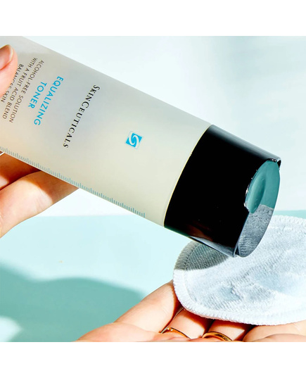 Hình Ảnh SkinCeuticals Equalizing Toner - Nước Cân Bằng Cho Da Nhạy Cảm, 2 hình ảnh - sieuthilamdep.com Hình Ảnh SkinCeuticals Equalizing Toner - Nước Cân Bằng Cho Da Nhạy Cảm, 2 hình ảnh - sieuthilamdep.com