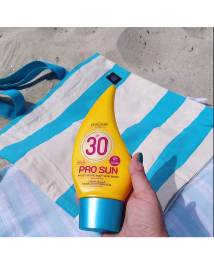 Hình Ảnh PostQuam Pro Sun Moisturizing Body Sun Milk SPF30 - Kem Chống Nắng Body Phổ Rộng, 2 hình ảnh - sieuthilamdep.com