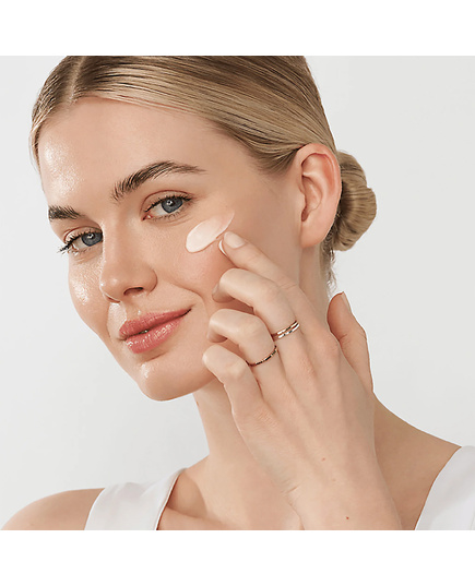 Hình Ảnh Annemarie Borlind Rose Nature Supreme Glow Cream - Gel - Kem Dưỡng Da Căng Mọng, 3 hình ảnh - sieuthilamdep.com Hình Ảnh Annemarie Borlind Rose Nature Supreme Glow Cream - Gel - Kem Dưỡng Da Căng Mọng, 3 hình ảnh - sieuthilamdep.com