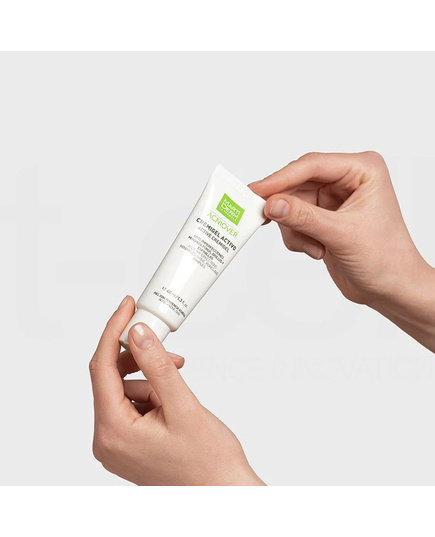 Hình Ảnh MartiDerm Acniover Cremigel Active - Kem Dưỡng Giảm Nhờn, Se Lỗ Chân Lông, 2 hình ảnh - sieuthilamdep.com Hình Ảnh MartiDerm Acniover Cremigel Active - Kem Dưỡng Giảm Nhờn, Se Lỗ Chân Lông, 2 hình ảnh - sieuthilamdep.com
