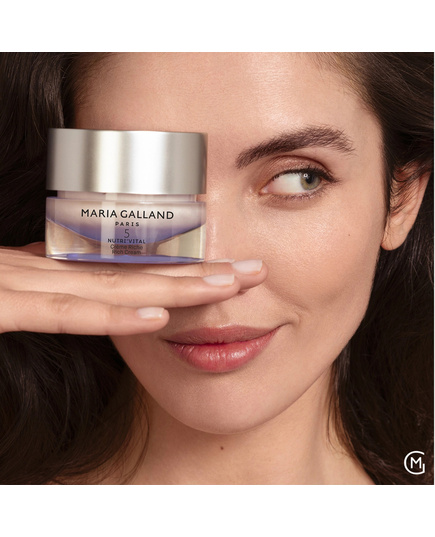 Hình Ảnh Maria Galland 5 Nutri'Vital Rich Cream - Kem Tái Tạo Da Ban Đêm, 3 hình ảnh - sieuthilamdep.com Hình Ảnh Maria Galland 5 Nutri'Vital Rich Cream - Kem Tái Tạo Da Ban Đêm, 3 hình ảnh - sieuthilamdep.com