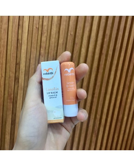 Hình Ảnh Rebirth Lanolin Lip Balm Vitamin E & Apricot Oil - Son Dưỡng Môi Chống Nắng Nhau Thai Cừu Và Vitamin E, 4 hình ảnh - sieuthilamdep.com Hình Ảnh Rebirth Lanolin Lip Balm Vitamin E & Apricot Oil - Son Dưỡng Môi Chống Nắng Nhau Thai Cừu Và Vitamin E, 4 hình ảnh - sieuthilamdep.com