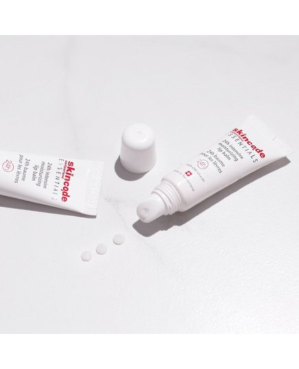 Hình Ảnh Skincode Essentials 24h Intensive Moisturizing Lip Balm - Son Dưỡng Phục Hồi Môi Sau Phun Xăm Thẩm Mỹ, 3 hình ảnh - sieuthilamdep.com Hình Ảnh Skincode Essentials 24h Intensive Moisturizing Lip Balm - Son Dưỡng Phục Hồi Môi Sau Phun Xăm Thẩm Mỹ, 3 hình ảnh - sieuthilamdep.com