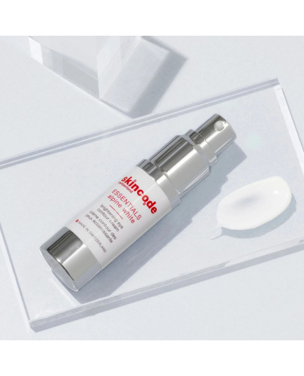Hình Ảnh Skincode Essentials Alpine White Brightening Eye Contour Cream - Kem Giảm Quầng Thâm, Bọng Mỡ Và Nếp Nhăn Mắt, 2 hình ảnh - sieuthilamdep.com