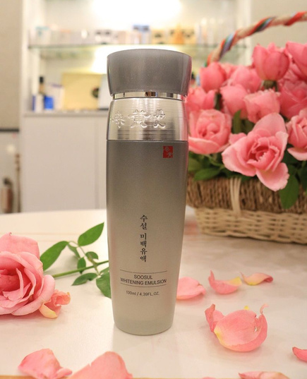 Hình Ảnh Soosul Whitening Emulsion - Sữa Dưỡng Trắng Da, Chống Lão Hoá, Cấp Ẩm Chuyên Sâu (130ml), 2 hình ảnh - sieuthilamdep.com Hình Ảnh Soosul Whitening Emulsion - Sữa Dưỡng Trắng Da, Chống Lão Hoá, Cấp Ẩm Chuyên Sâu (130ml), 2 hình ảnh - sieuthilamdep.com