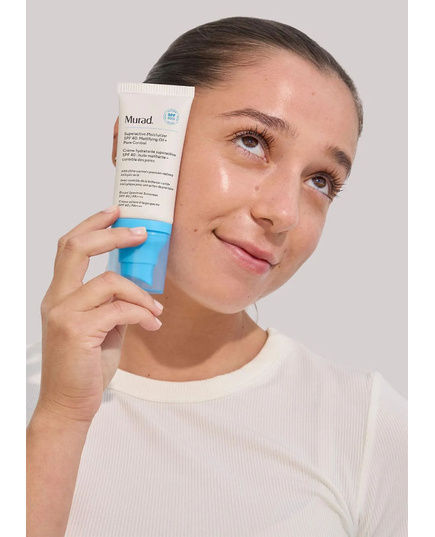 Hình Ảnh Murad Superactive Moisturizer SPF40 - Kem Chống Nắng Hỗ Trợ Giảm Dầu Thừa & Se Khít Lỗ Chân Lông, 2 hình ảnh - sieuthilamdep.com Hình Ảnh Murad Superactive Moisturizer SPF40 - Kem Chống Nắng Hỗ Trợ Giảm Dầu Thừa & Se Khít Lỗ Chân Lông, 2 hình ảnh - sieuthilamdep.com