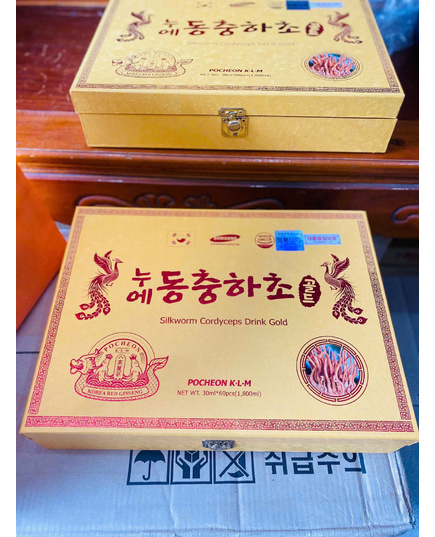 Hình Ảnh Nước Đông Trùng Hạ Thảo Pocheon K-L-M Silkworm Cordyceps Drink Gold, 2 hình ảnh - sieuthilamdep.com Hình Ảnh Nước Đông Trùng Hạ Thảo Pocheon K-L-M Silkworm Cordyceps Drink Gold, 2 hình ảnh - sieuthilamdep.com