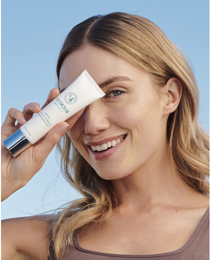 Hình Ảnh VI Derm Daily UV Defense Broad Spectrum Sunscreen SPF50 - Kem Chống Nắng Phổ Rộng, 4 hình ảnh - sieuthilamdep.com Hình Ảnh VI Derm Daily UV Defense Broad Spectrum Sunscreen SPF50 - Kem Chống Nắng Phổ Rộng, 4 hình ảnh - sieuthilamdep.com