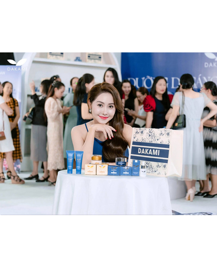 Hình Ảnh Dakami II 4-Butylresorcinol - Kem Dưỡng Chống Lão Hóa, Mờ Nếp Nhăn Ban Đêm, 4 hình ảnh - sieuthilamdep.com