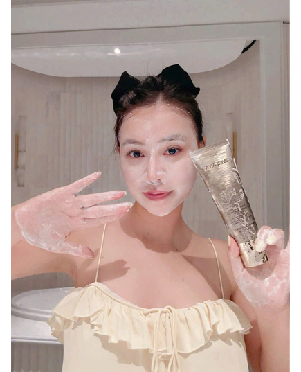 Hình Ảnh Weilaiya Deep Cleansing And Repairing Facial Cleanser - Sữa Rửa Mặt Làm Sạch Sâu, 3 hình ảnh - sieuthilamdep.com